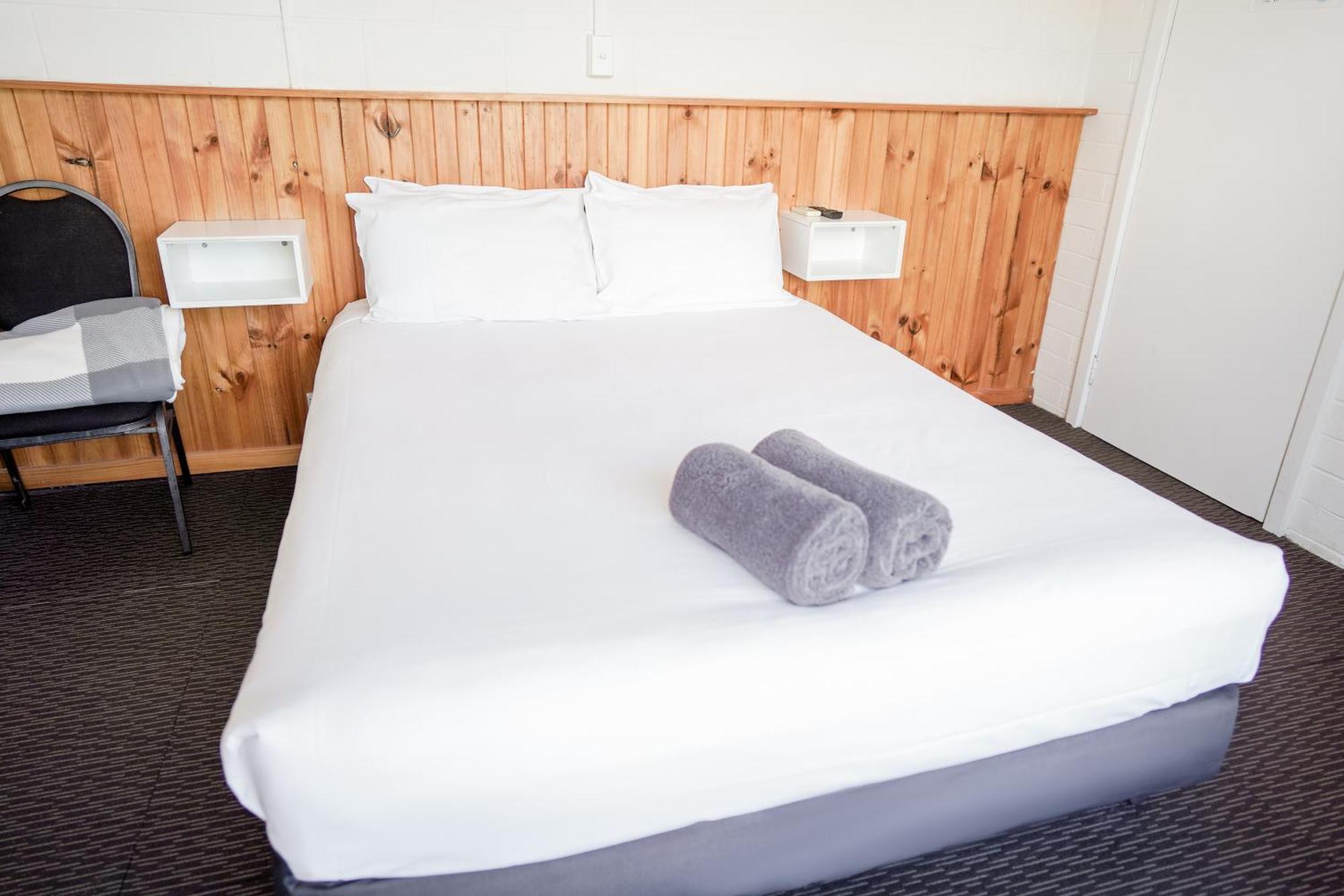Meningie Waterfront Motel エクステリア 写真