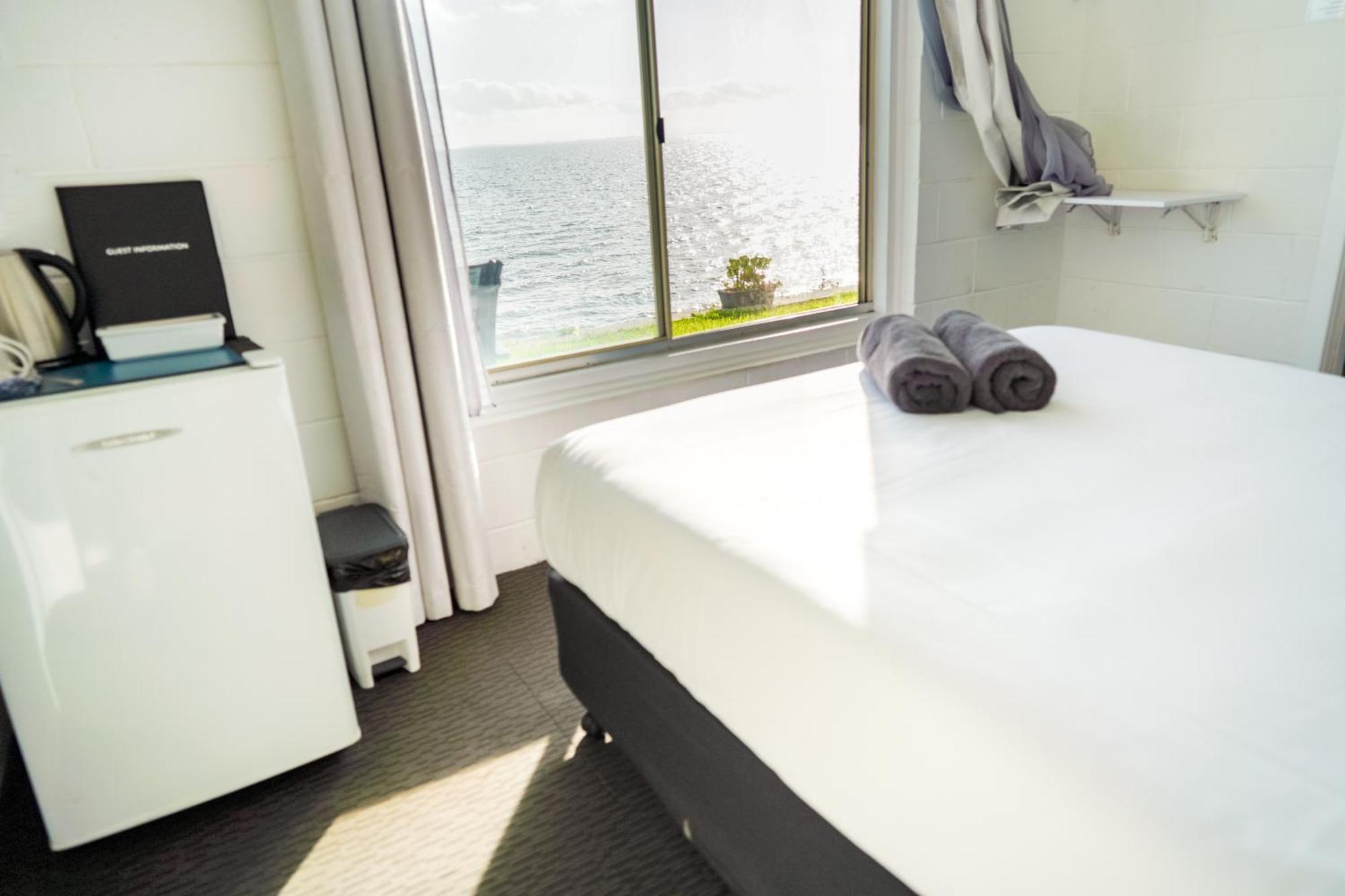 Meningie Waterfront Motel エクステリア 写真