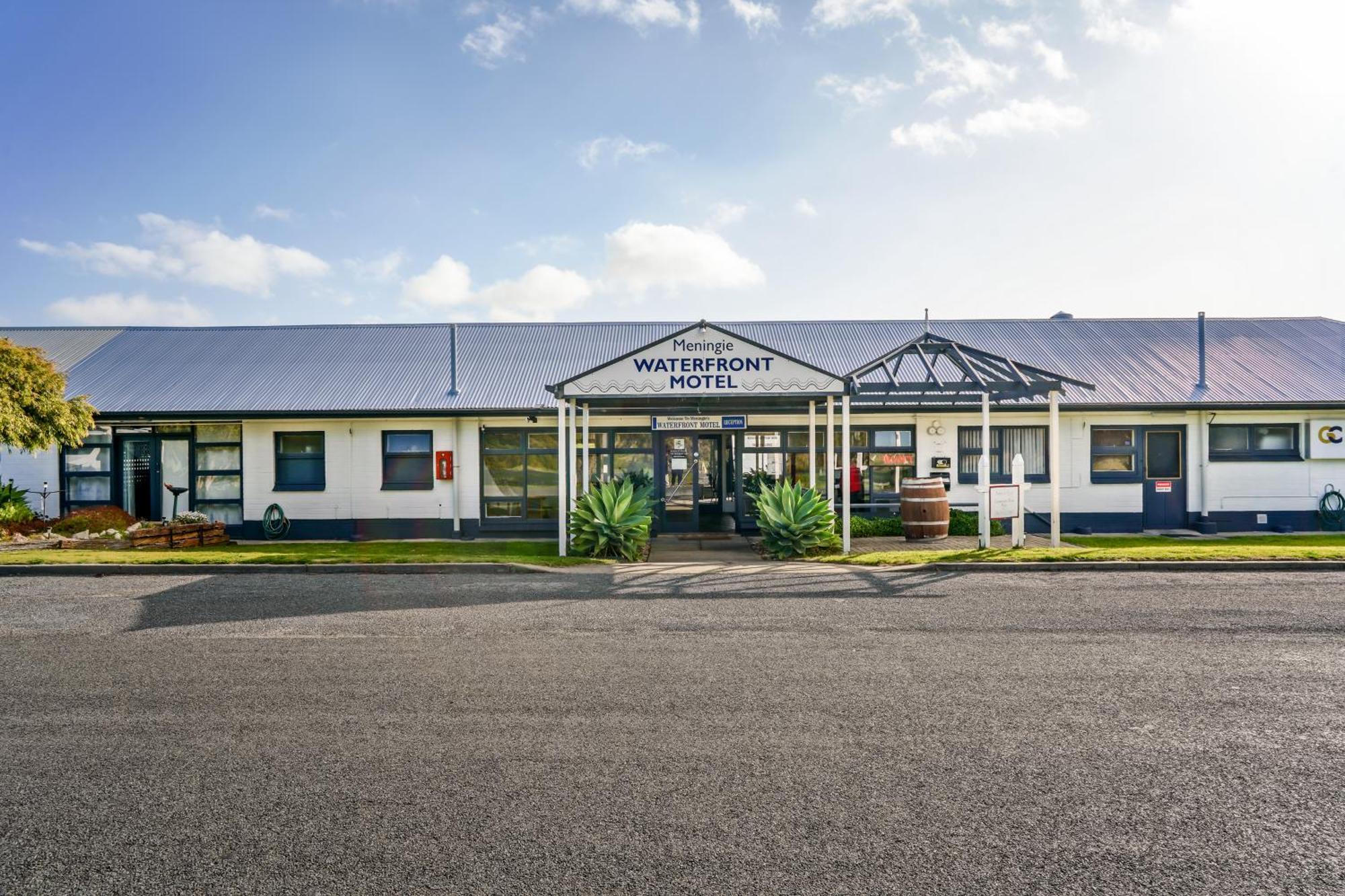 Meningie Waterfront Motel エクステリア 写真