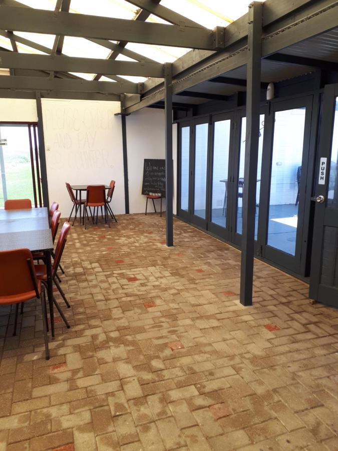 Meningie Waterfront Motel エクステリア 写真