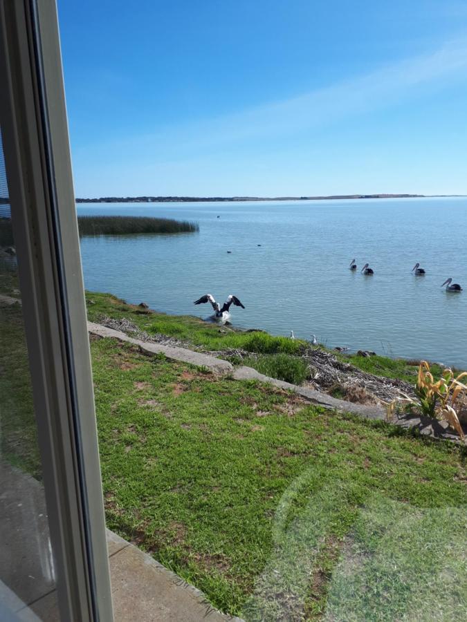 Meningie Waterfront Motel エクステリア 写真