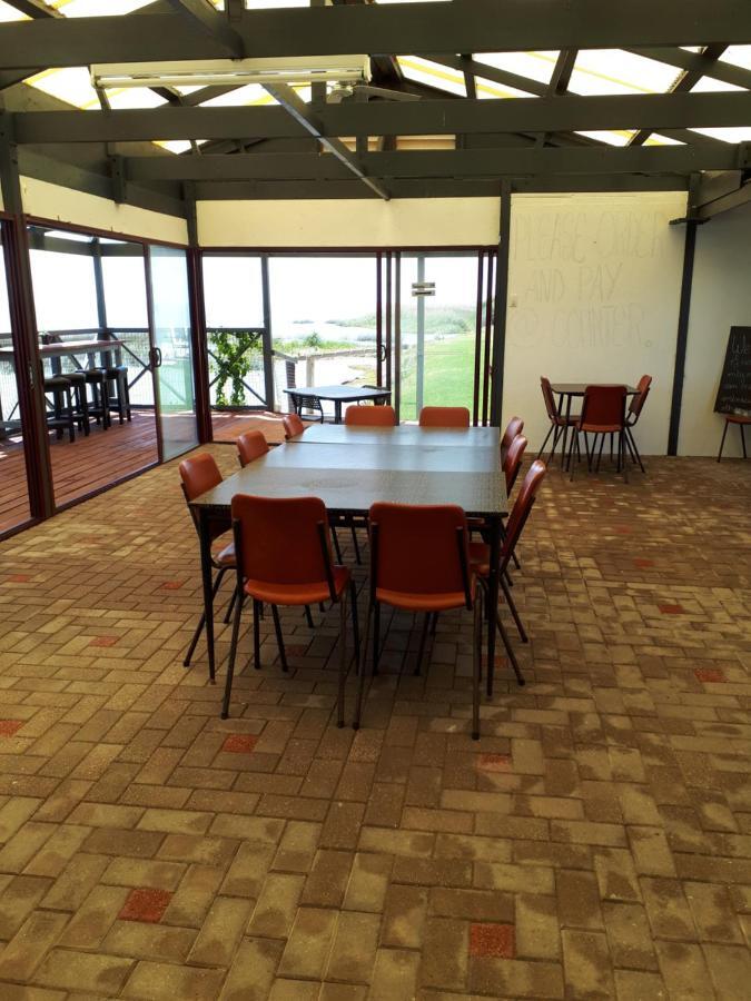 Meningie Waterfront Motel エクステリア 写真